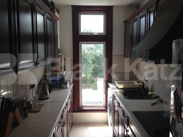 			NEW INSTRUCTION, 3 Bedroom, 1 bath, 1 reception Flat			 Hamilton Road , Ealing Broadway